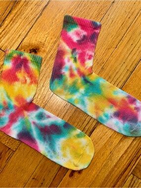 Chums Tie-Dye Crew Socks
